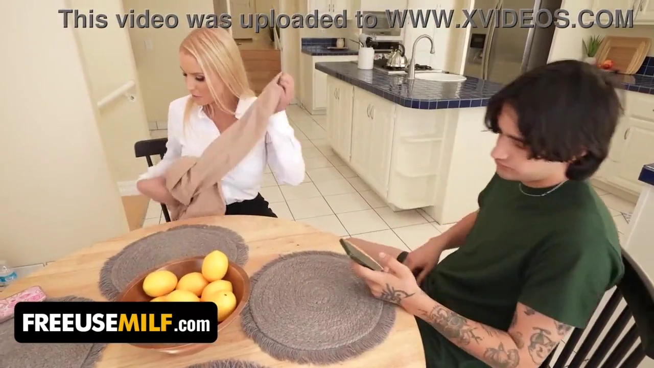 Watch Mamma, Mom and mom, mom mom fuck, mom on mom porn porn movies and download Mamma, mamma con vucompra, mamma dorme streaming porn to your phone